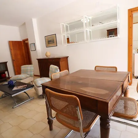 Holiday home Casa Turchese A *
